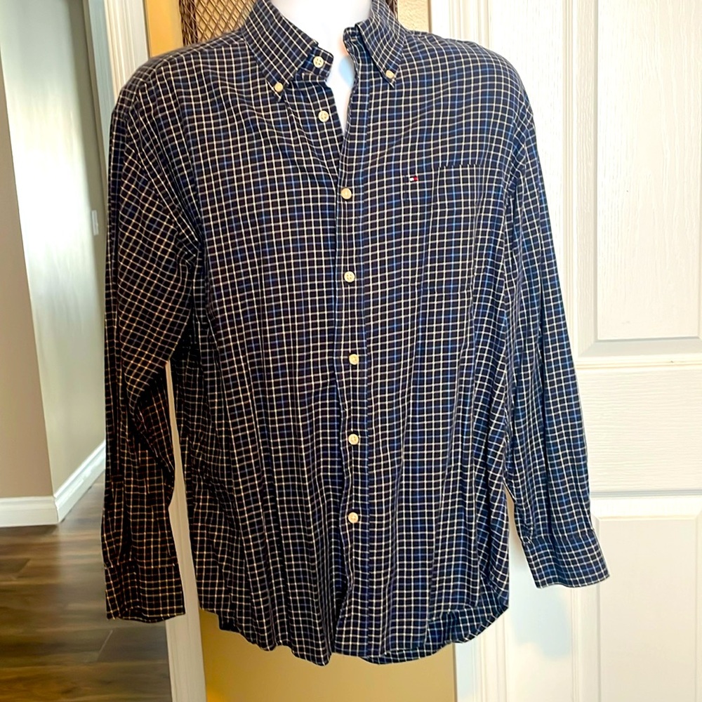 Tommy Hilfiger men’s dress shirt size L/G